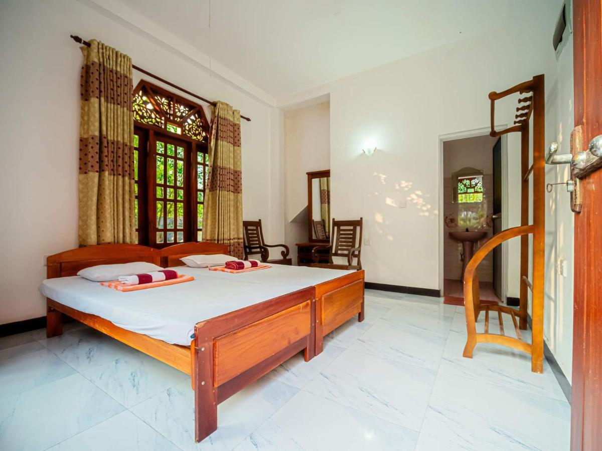Surfing Guest House Matara Exterior foto